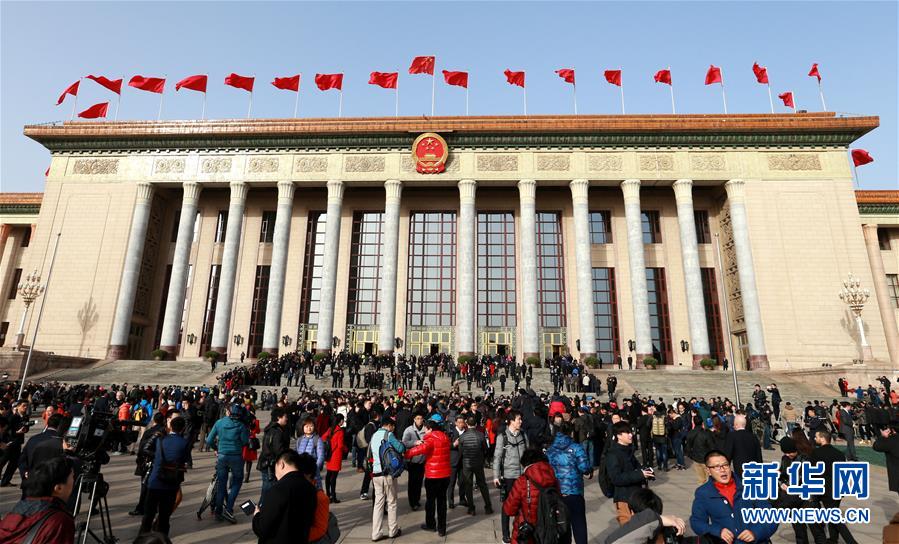 ���ɕ�����1��ͬ�۾��A ���̇���