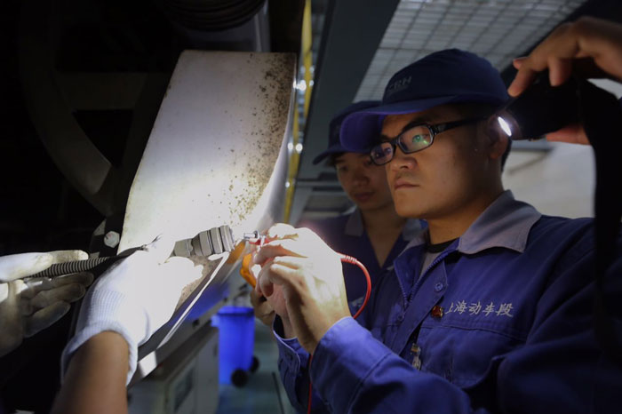 ���A �Y�ψD