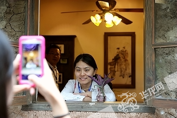 ������ǰ��ӛ�߂���Ӱ