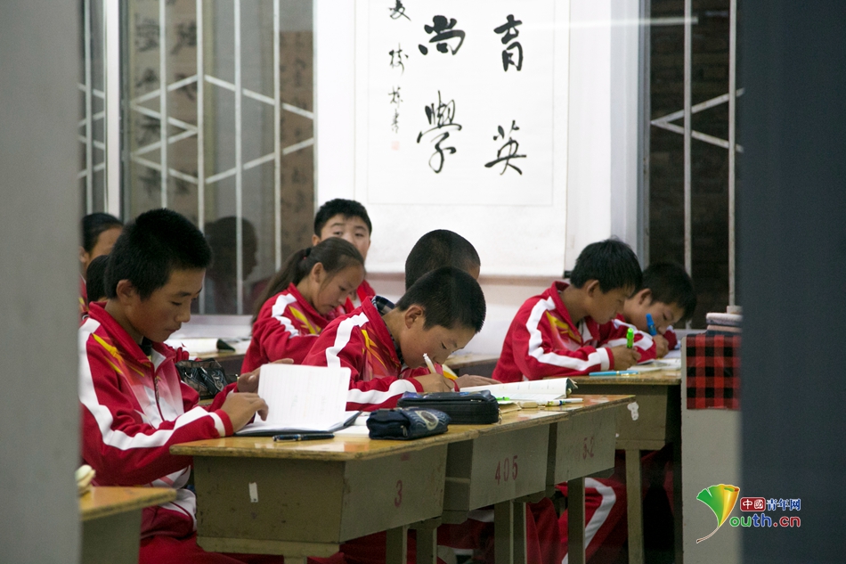 ���W�jý�w���D�ġ�ǡͬ�W���꣺Ⱥɽ�ڲ�ס�t܊С�W�����ʕ�