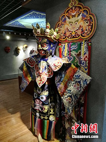 �_(d��)�οhѩ�l(xi��ng)���g���y(t��ng)�ֹ�ˇ�����r(n��ng)���񌣘I(y��)��������չʾ�ĳ�Ʒ�����¾W(w��ng)ӛ�� ������ �z