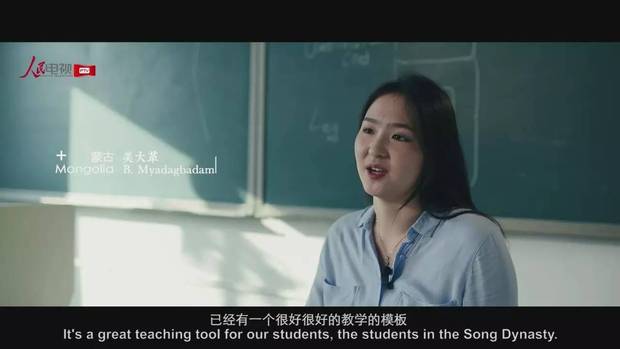 ����ϯ�ͽo���l�M���ġ����~�b�����l���@һ������׌���₃���_�۽���