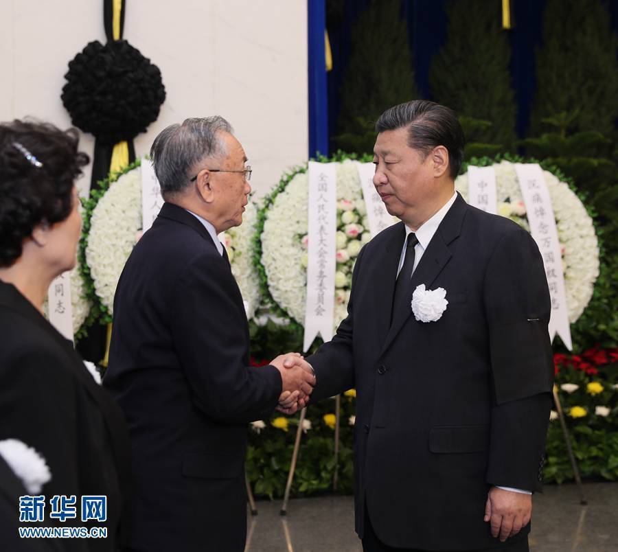 3��28�գ��f����ͬ־�z�w�ڱ����ˌ�ɽ������Ĺ�𻯡�����ƽ�����½�������������ɽ�����ɽ�������������\����ǰ���ˌ�ɽ�̈́e���@������ƽ�c�f�����H�����֣���ʾ����ο���� ���A��ӛ�� ���i �z