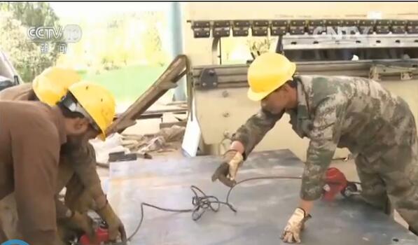 �����߿������ڸ������Ї���������W���Cе������