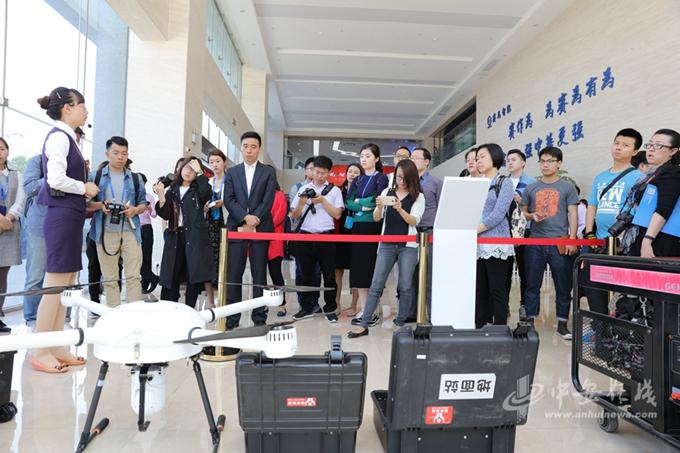 ِ������:���Ϸ��족�o�˙C���g���H�I��