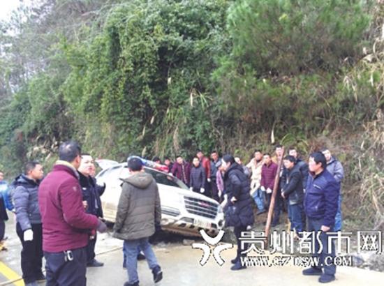 ��ů������܇��Ԯ�ЋD;�����U�ɮa�� Ů��ȡ�����Ǿ�����