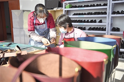 ���ģ����F�U�f�ڡ��G�����Ͻ���