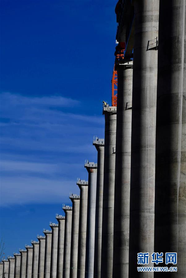 �����Aȫý�^�l���D�Ļ��ӣ���11��韲������r�����f����ϡ���������ƽͬ־����ĵ��h�����P�����ع����o��