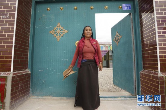 �����Aȫý�^�l�������҂���С������Q��Q��Óؚ���ԡ��D�Ļ��ӣ���12����ԭ�Ͼ`�ŵĹ�â���������ຣ�������ؚ�������Ĺ���