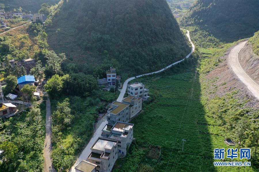 �����Aȫý�^�l�������҂���С������Q��Q��Óؚ���ԡ��D�Ļ��ӣ���5��ǧ��֮�ʽ񳯽⡪���F��ؚ��Ⱥ�����F����ˮ���