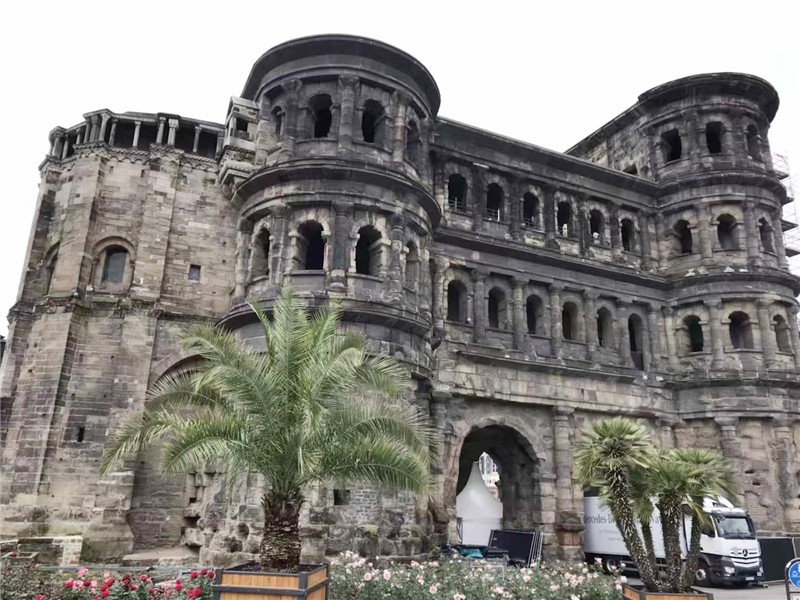 ������������T ����/�z