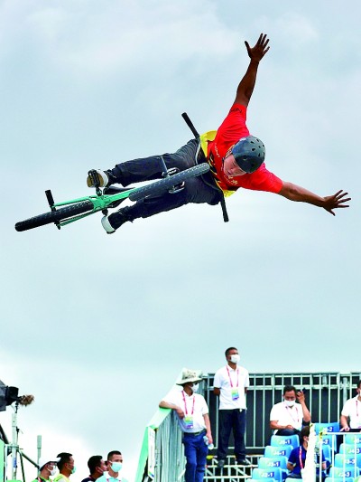 ���v�շ��D�г�Խ����