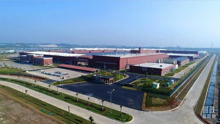 �r(sh��)������ح�ġ��傀(g��)һ���x����(x��)��ƽ���M(j��n)����(hu��)�_Ļʽ�ϵ���ּ���v