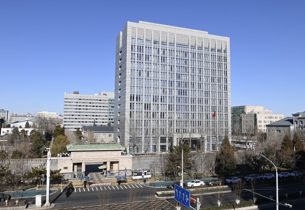 �������Ҹ��� �A�Úvʷ���ӡ�������ʮ�Ō�����oί����ȫ�����_֮�H