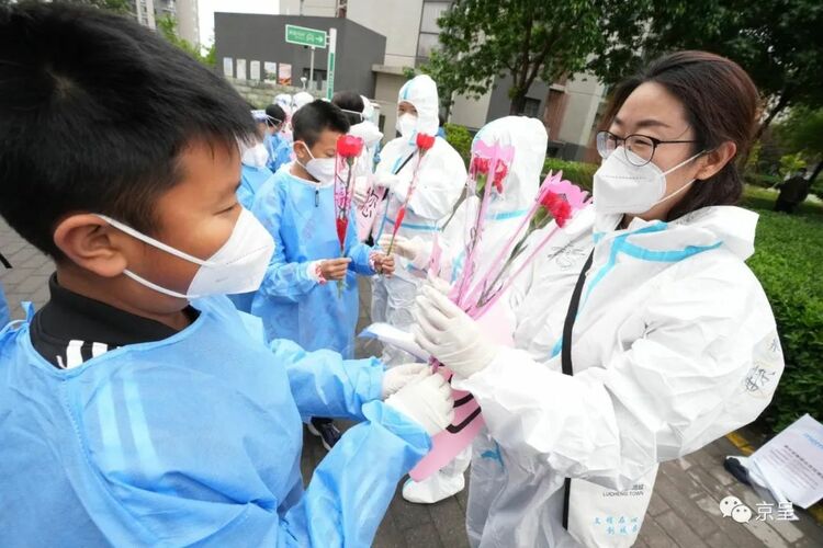 ����ס����������տ옷��