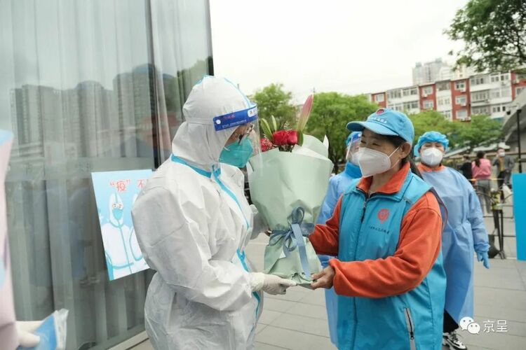 ����ס����������տ옷��