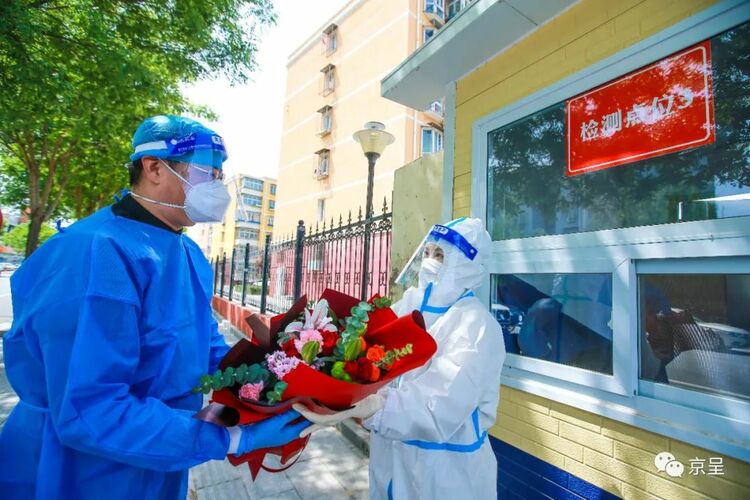 ����ס����������տ옷��