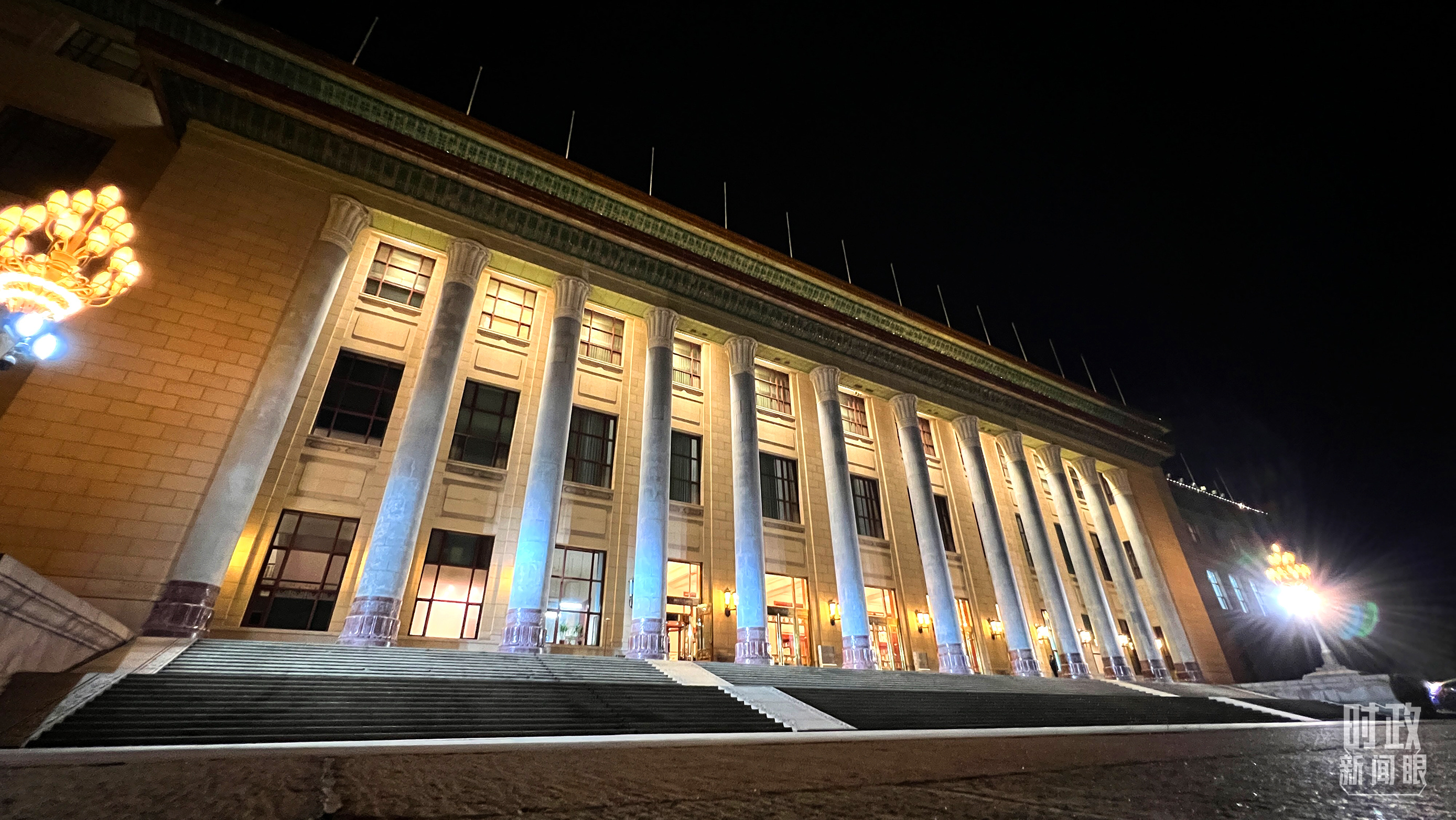 �r������ح�ڽ�u����F��������ƽ���{�@�����������P��Ҫ