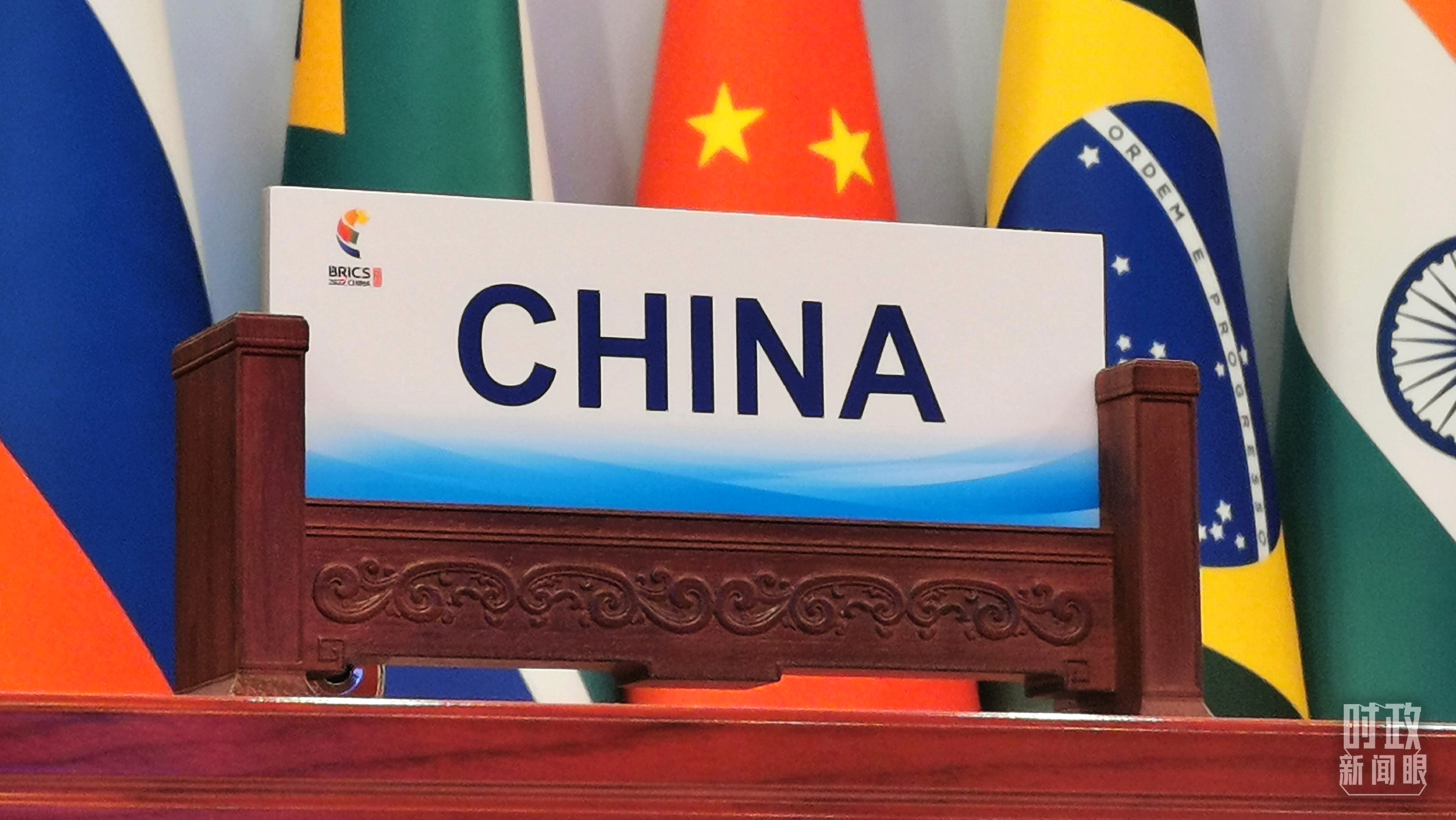 �r������ح�ڽ�u����F��������ƽ���{�@�����������P��Ҫ