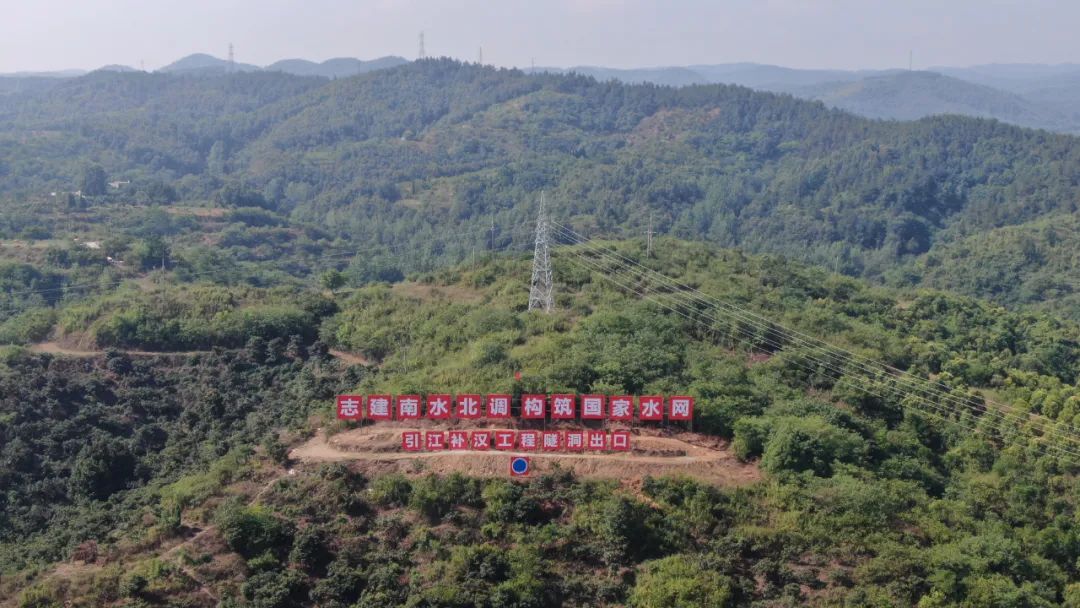 ����ӛ����ĳ������̣��_����