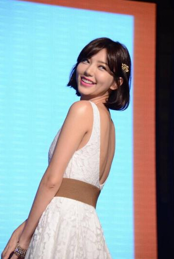 �ʘ� ��Ů ��ѩܽ�B�fFHM�ٴ��Ը���Ů��܊