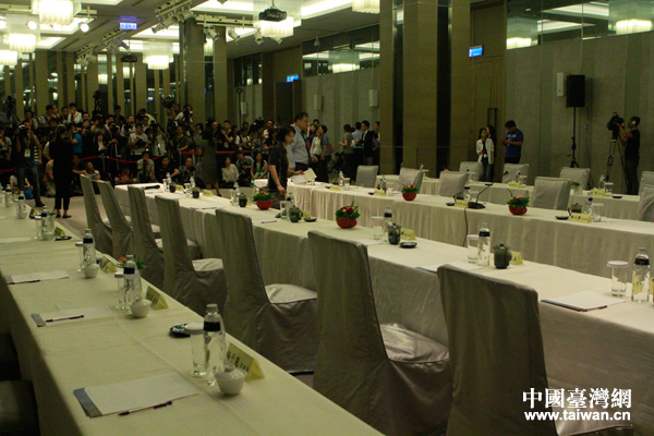 ���_�k���Ώ�־܊�c�_�������ί����ί�������ڶ�����ʽ����ĕ�������·ý�wӛ�ߜʂ�;w��