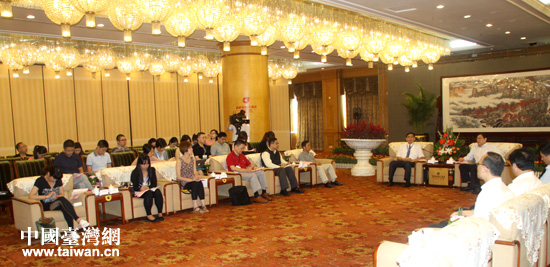 ����ʡί����ӛ��ʡ�L�żҺ����Lɳ��Ҋ�ˁ�����L����ͥ�����B(t��i)��(j��ng)���^(q��)���ĺ��{�ɰ�ý�w(li��n)�ϲ��L�Fһ��