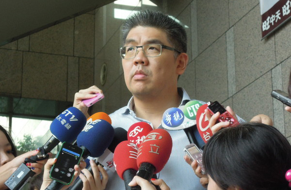 �B��������ȡ���B�m(x��)3�츂(j��ng)�x�г�