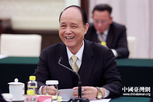 �_�������������L����ɭ