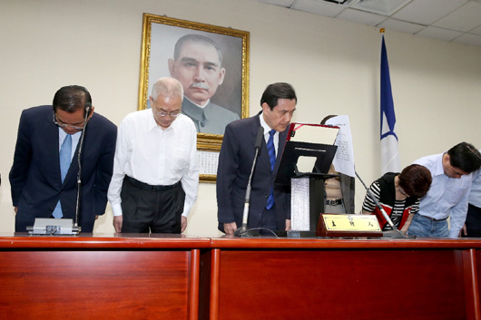 �����h�ڿh���L�x�e���ܵ��ش죬�h��ϯ�RӢ�����h�ȸߌ���ӛ�ߕ��ϾϹ���Ǹ