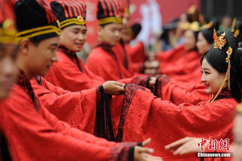 ɽ�������ďR��������hʽ���w��Y