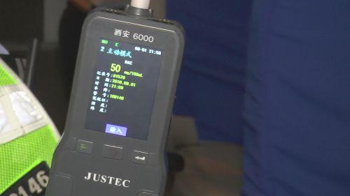 �z�y�x������