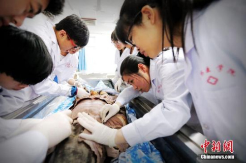 �Y�ψD�����ٔz