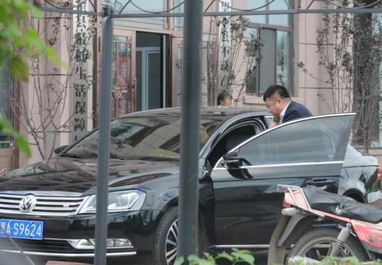 �̺������L(zh��ng)�{�ļ���܇��ͣ�ڿh�ͱ����Tǰ