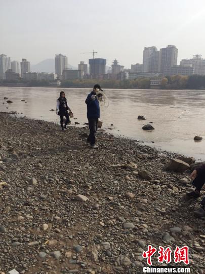 �m��־Ը�߱��oĸ�H�� �����o�˙C����λ��������