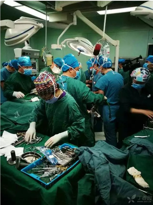 ɽ��Ů�t(y��)�������Ӵ�9�������K����