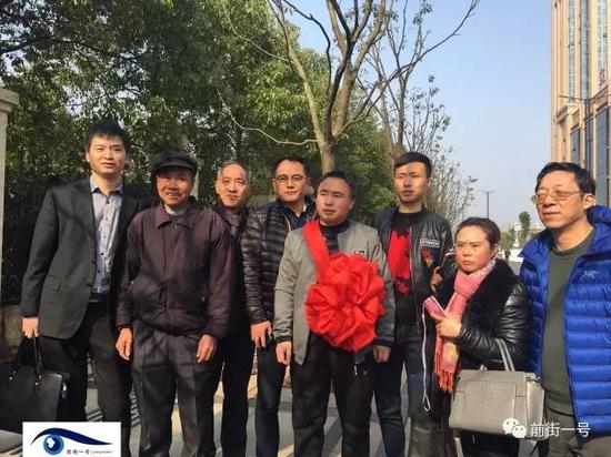 ����ƽһ���˺��q�o�Ɏ���Ӱ��