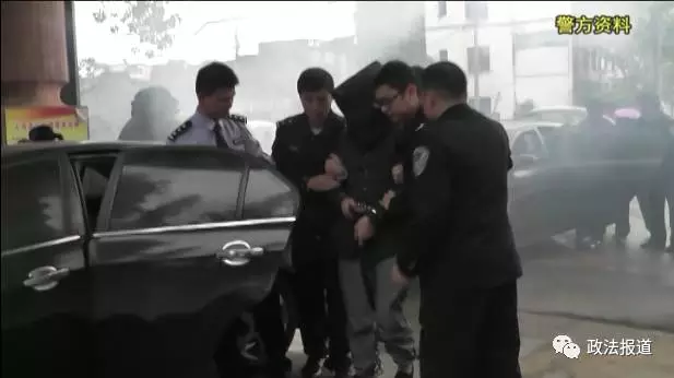 �����c��ϱ͵�鱻׽���ڴ� �ܵ܌���翳����֫��