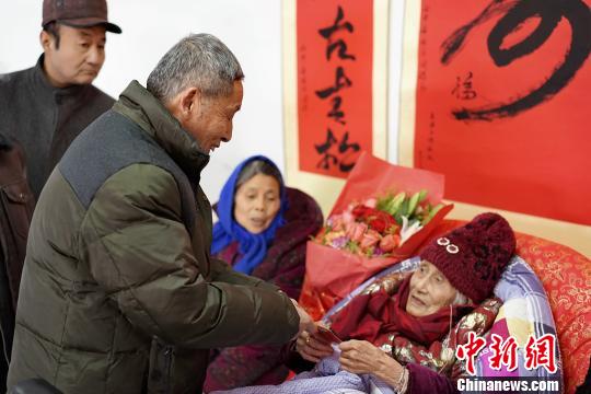 ���շʖ|�ٚq���ˑc���������ӌO�H������R���