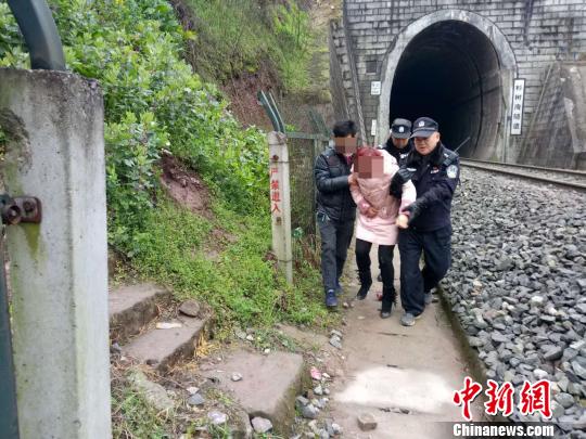 �񾯺���ĳһ�����Tĳ���x�F·�� ���� �z