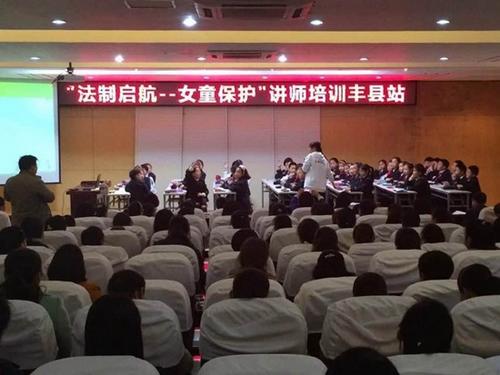 �������ܺ��ߵ��������v����һ�����Ӱһ�����(y��ng)��