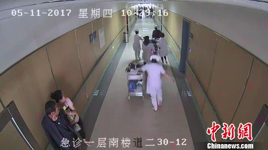 ɽ������ͻ�l(f��)�Ĺ������r(sh��)���Σ����xİ�����������D��