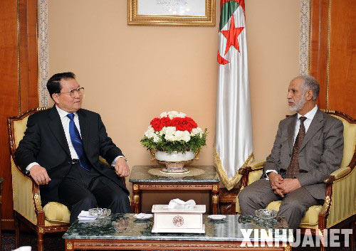 3��23�գ����ڰ����������L�����й��������ξֳ�ί���L����Ҋ������������������������ꇾ�����ӛ�������թ����RƝ��ؐ�չ���ķ�� ���A��ӛ�� �Rռ�ɔz