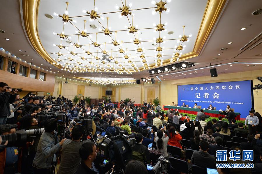 ���ɕ�����1���lӋί�������Ⱦ͡���ʩȫ��ɺ����ߡ���ӛ�߆�