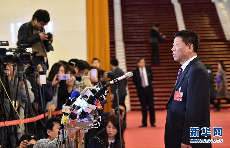 ���ɕ�����1�����L���L