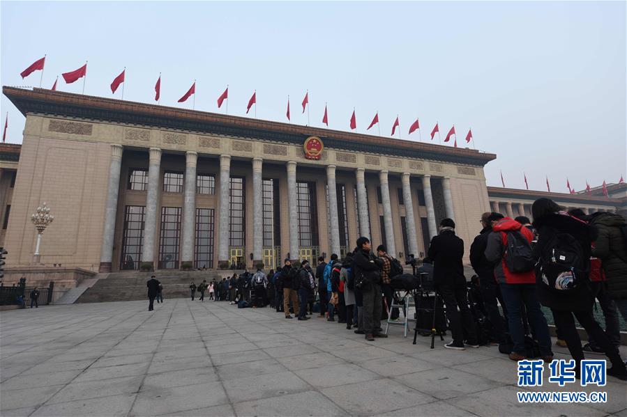 ���ɕ����˴��]Ļ����1��ʮ����ȫ���˴��ĴΕ��h�ڱ����]Ļ