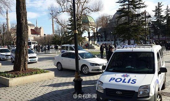 �°l(f��)�F(xi��n)����