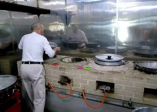 ����50��ĕr�gȥ��һ������,׌ȫ���˓�����.