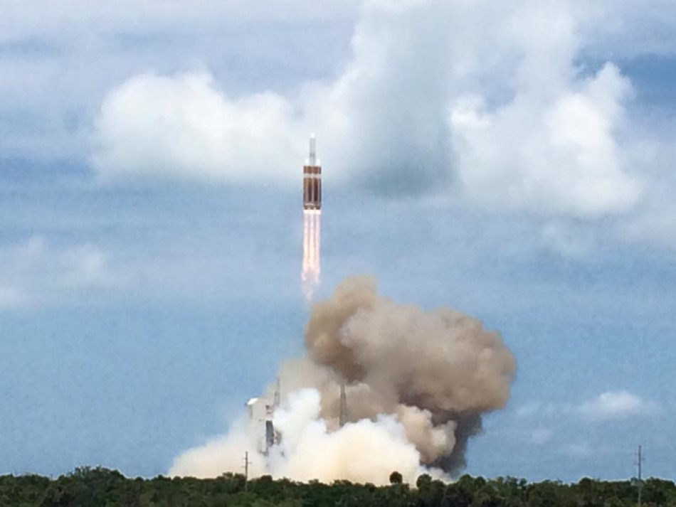 ����:��̫�՜S����� �����o�Ɍ������ݔ��