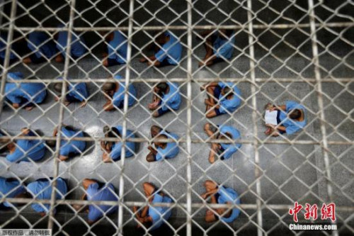 �Y�ψD���O�z